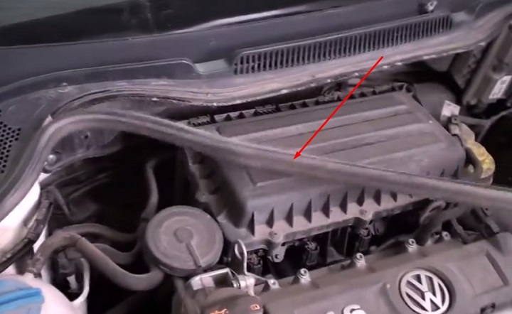 Фото и видео по замене лобового стекла Volkswagen Polo sedan